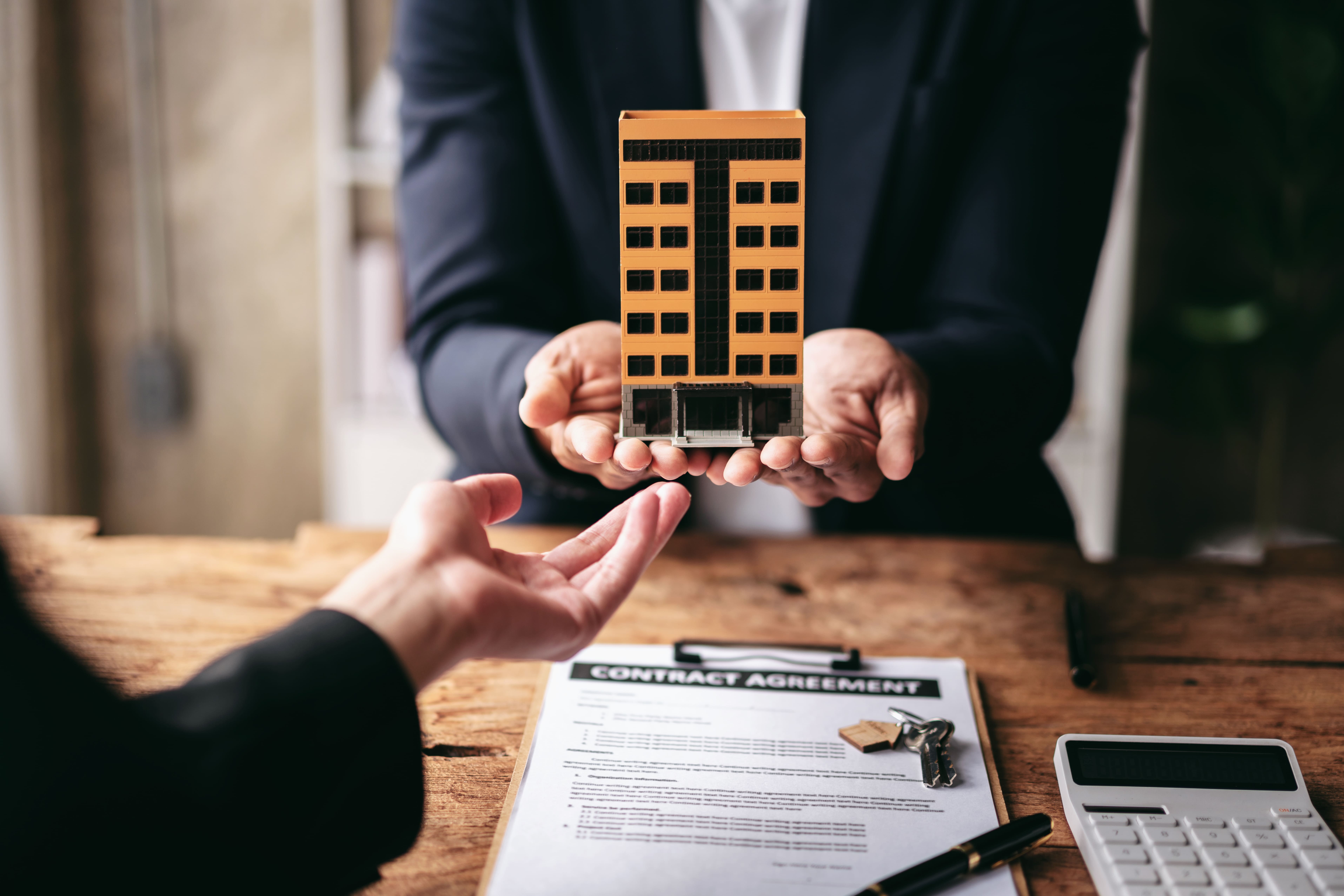 Beginner’s Guide to Fractional Real Estate Investment and Its Most Important Advantages and Disadvantages