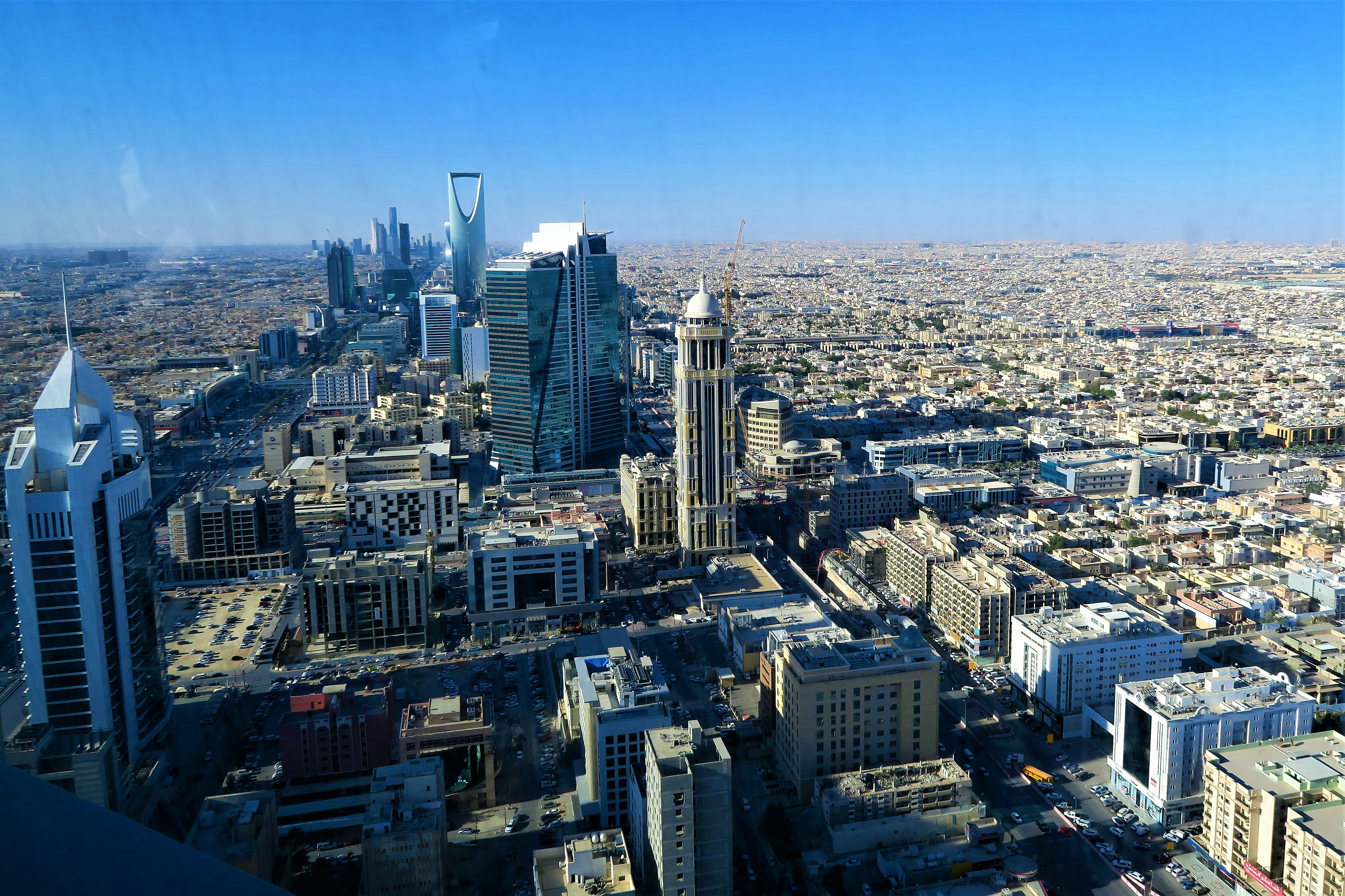 فرص الاستثمار العقاري في حي الحزم بالرياض وأهم مزاياه التجارية